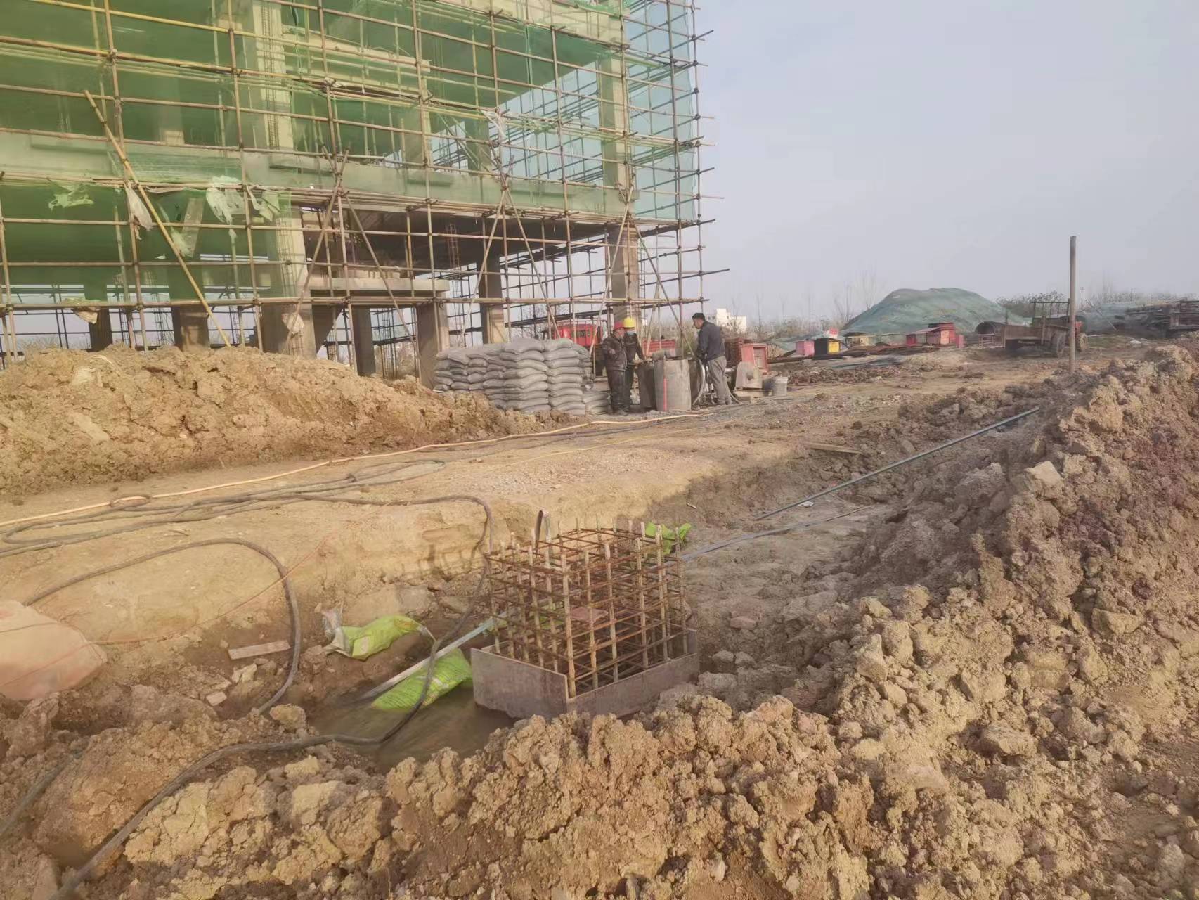 君山当桥梁出现裂缝的时候应该及时加固修补